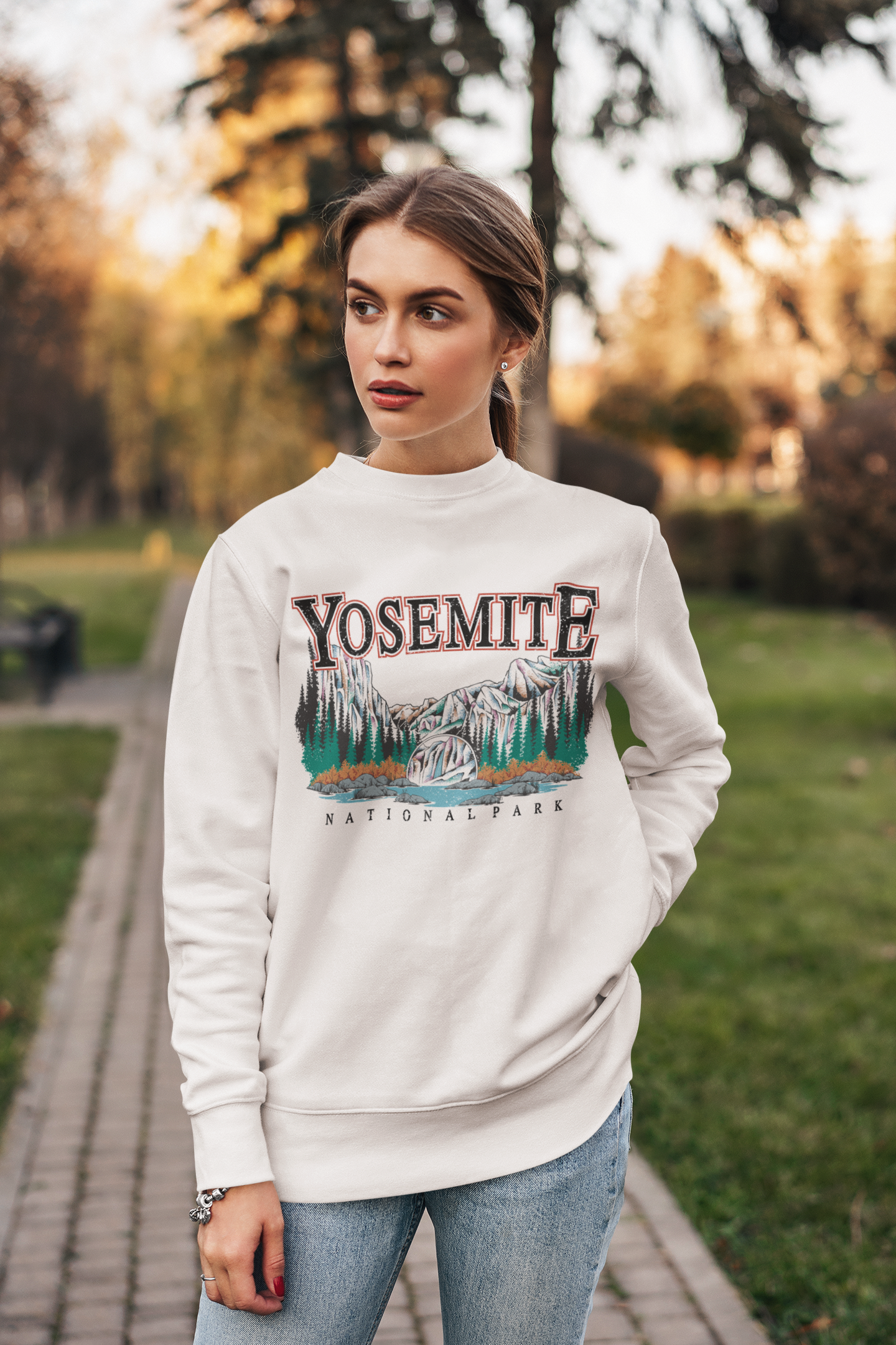 Vintage Yosemite National Park Pullover Sweatshirt