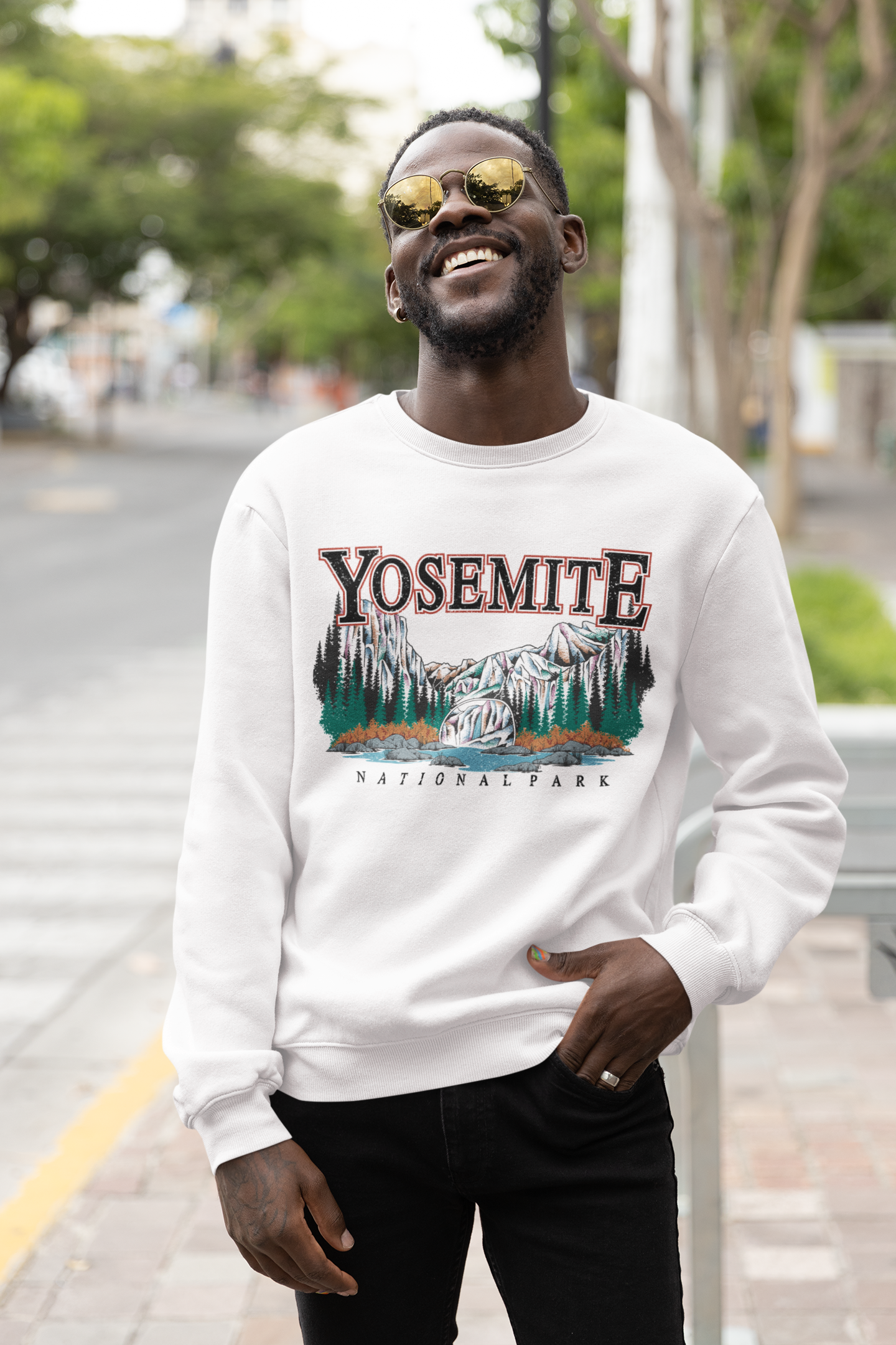 Vintage Yosemite National Park Pullover Sweatshirt