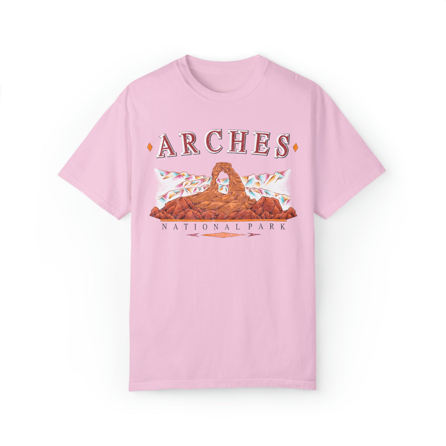 Vintage Arches National Park Tee Shirt