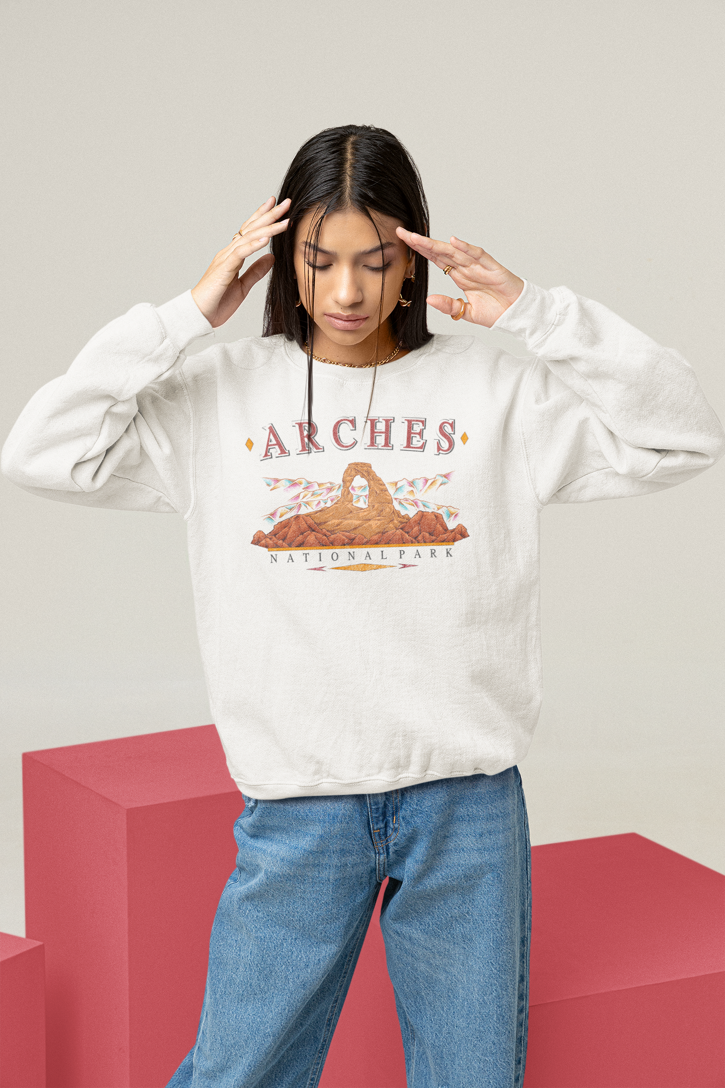 Vintage Arches National Park Pullover Sweatshirt